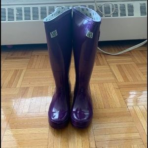 Rain boots